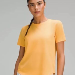 EUC Lululemon High Neck Run and Train Shirt